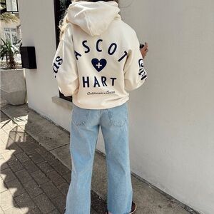 ASCOT HART Cream Hoodie Sweater